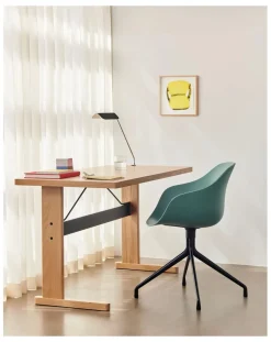 Apex clip-on desk lamp