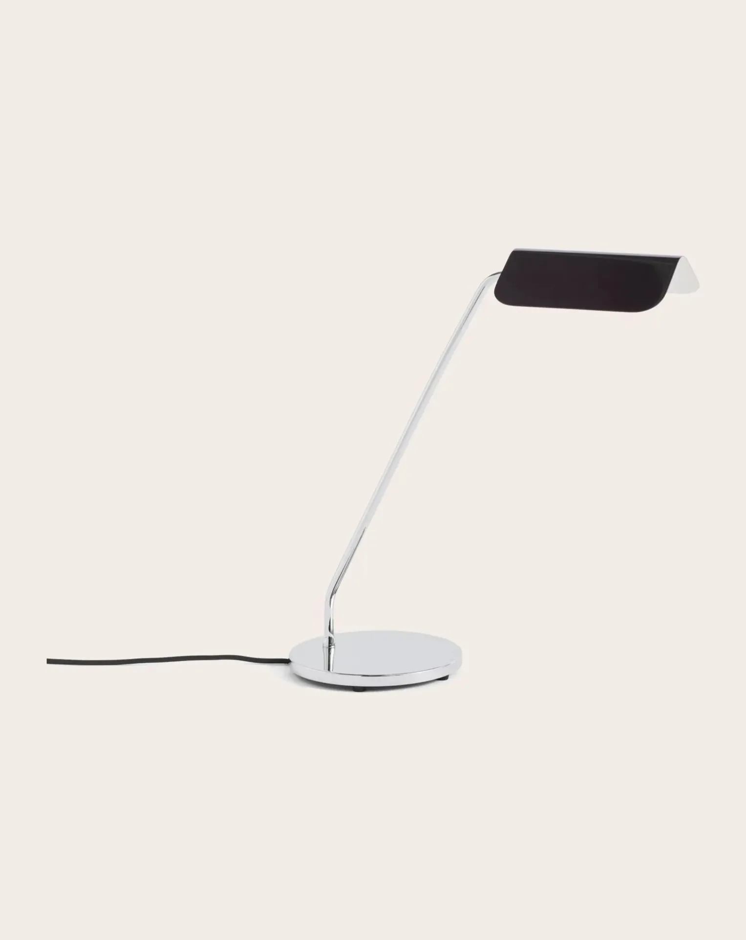 Apex table lamp