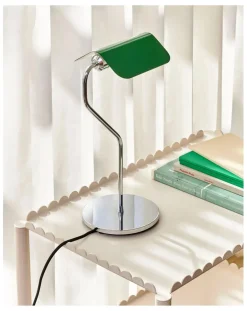Apex table lamp