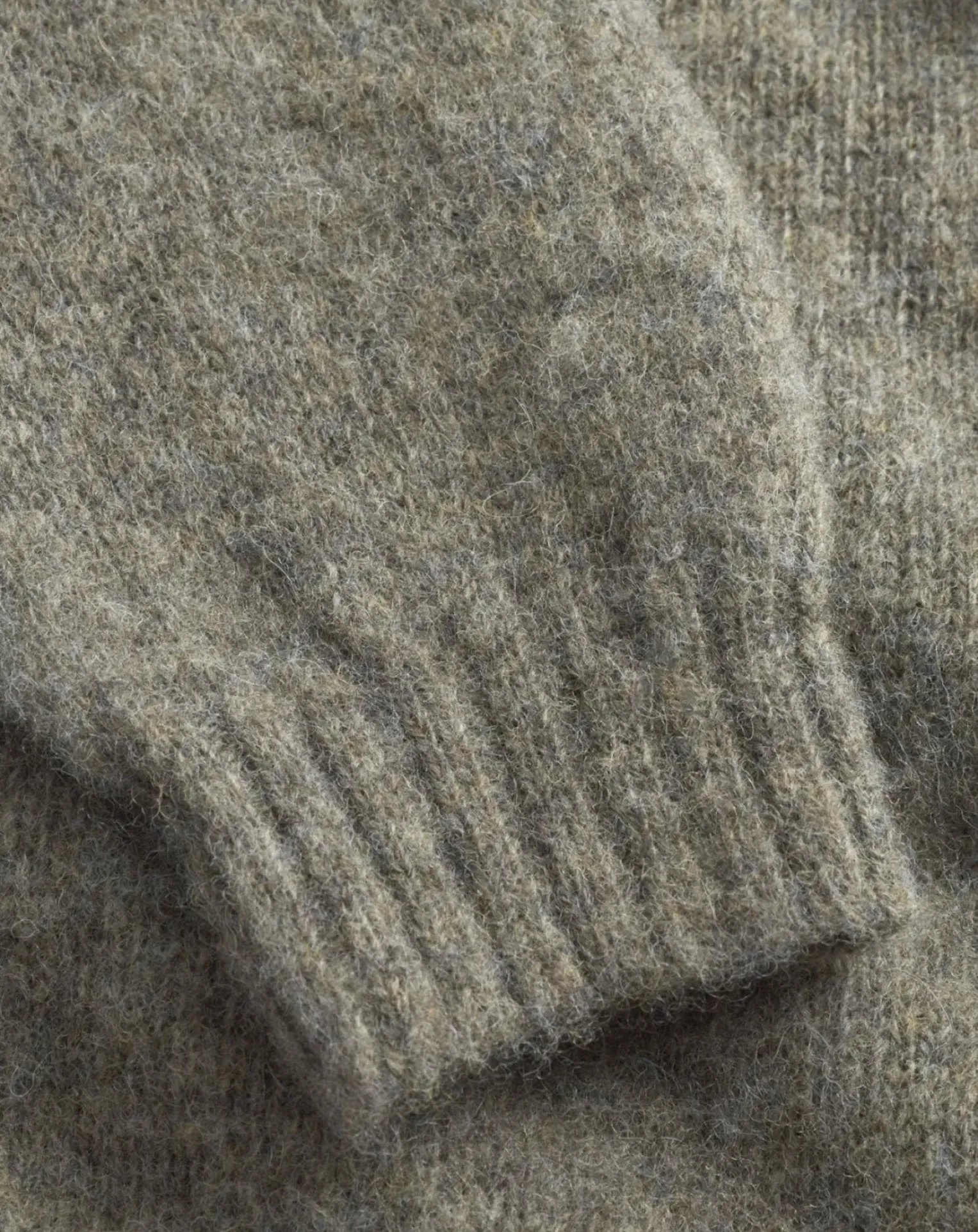 Birnir Lambswool Sweater