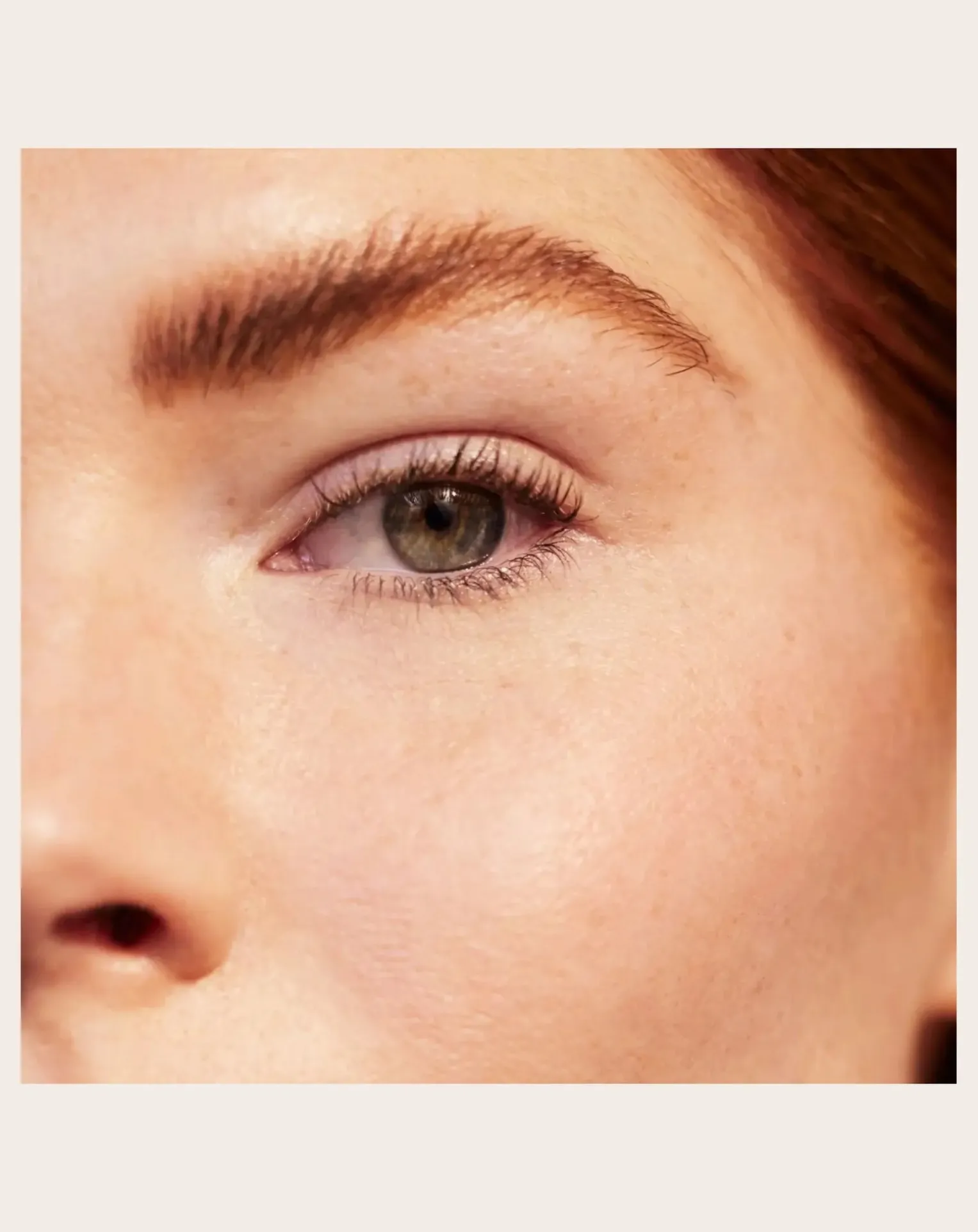 Brow Renew Enriched styling gel