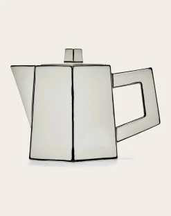 Carte blanche teapot