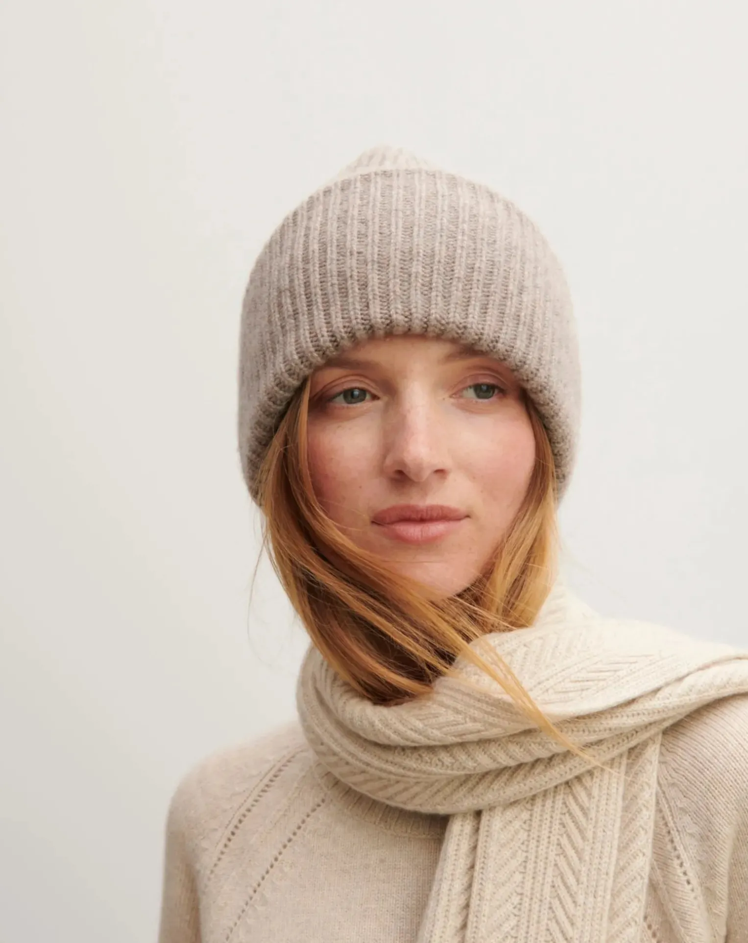 Cashmere ribbed hat
