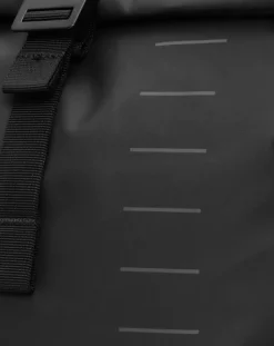 Essential Backpack 24L-Polyamide