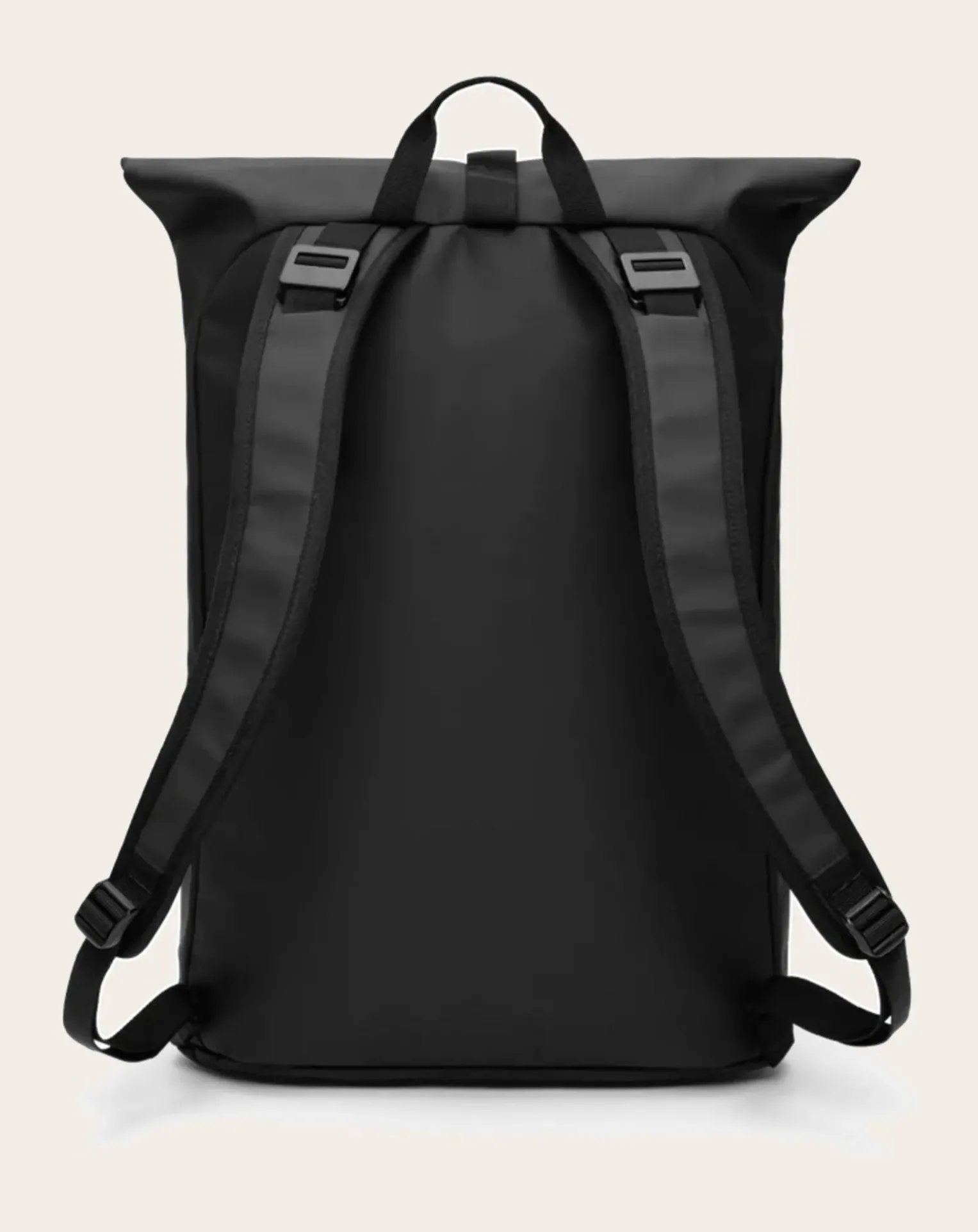 Essential Backpack 24L-Polyamide