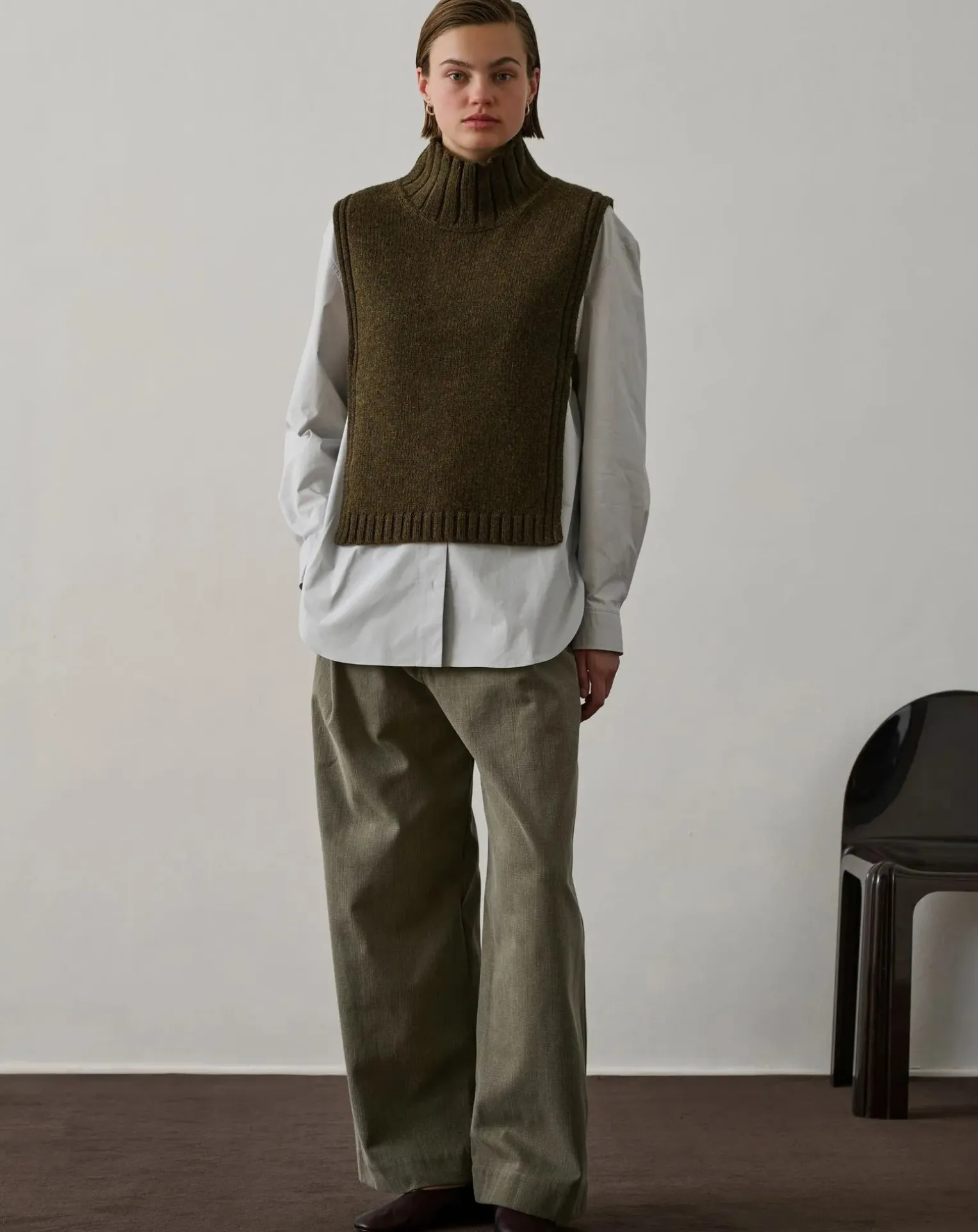 Gold Virgin Wool Sleeveless Sweater