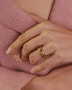 Gold-plated La Passionnée ring