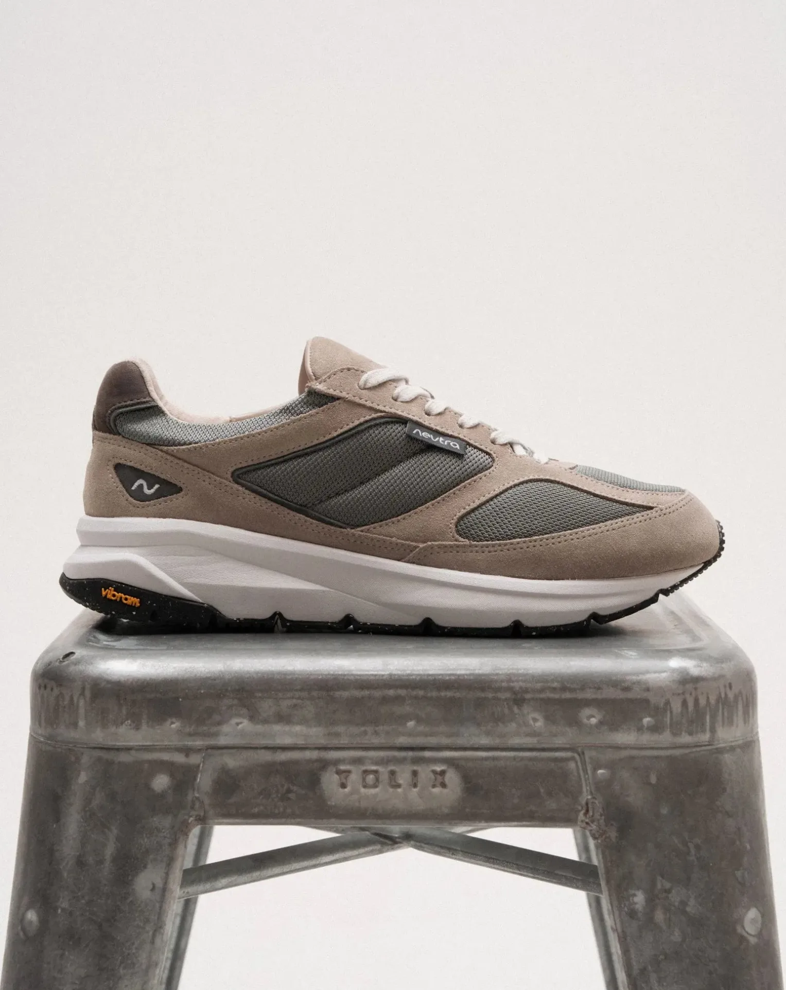 Hakone V.2 Cordura RV2008-600 Lace-up Sneakers