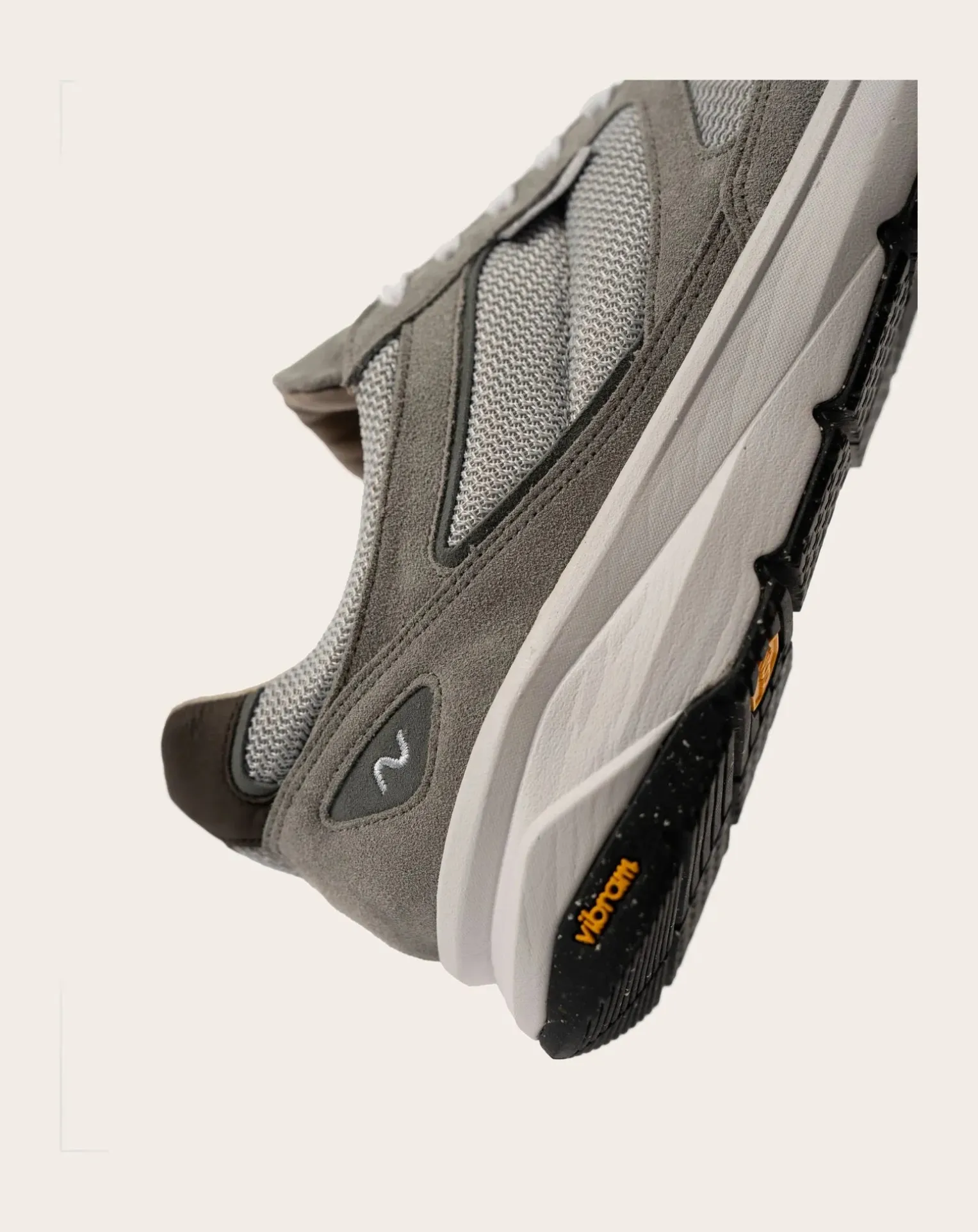 Hakone V.2 PRM WARP Lace-up Sneakers RV2009-115