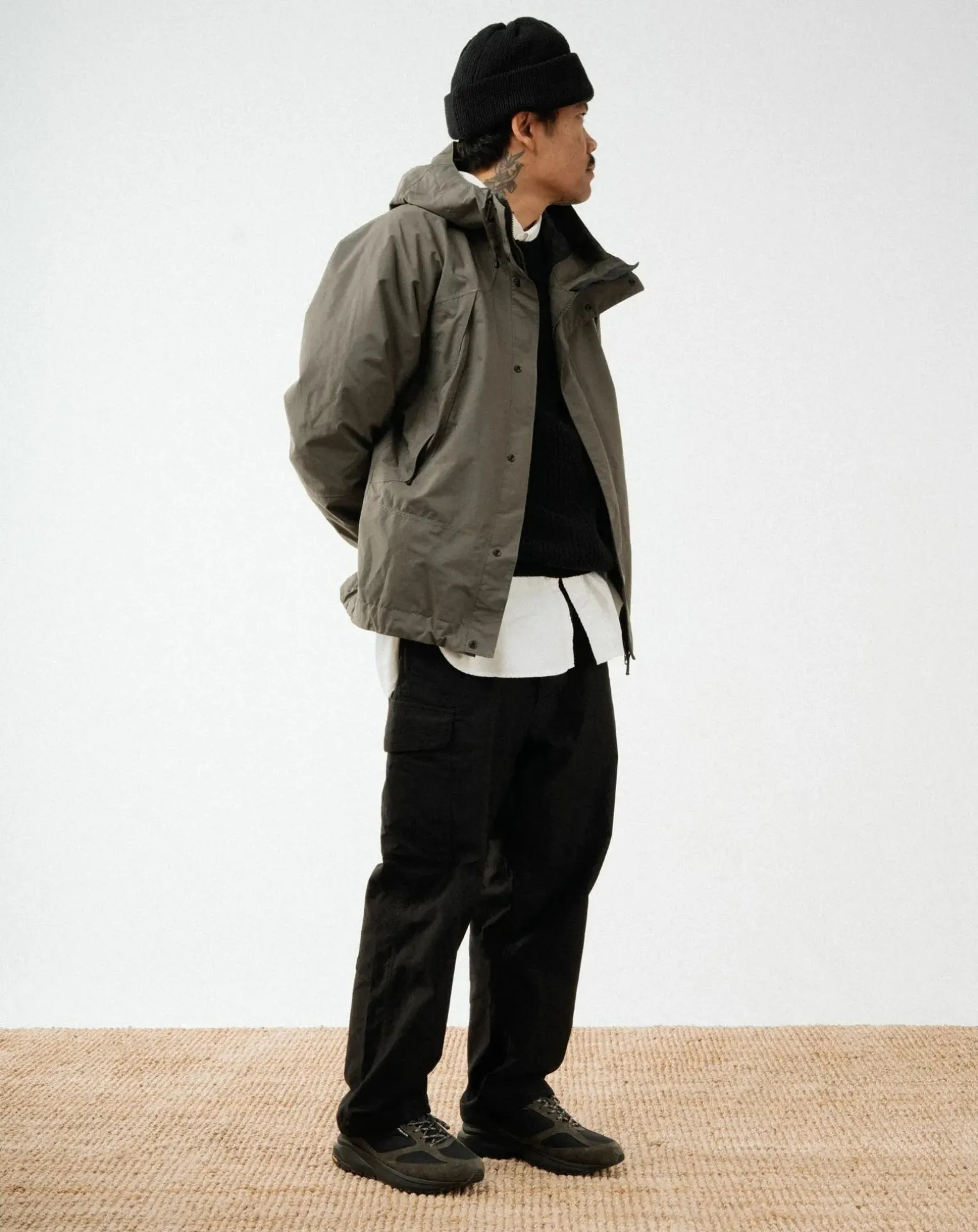 Hakone V.2 Ristop RV2006-010 Lace-Up Sneakers