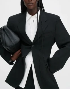 Hourglass single-breasted blazer in polyester