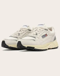 Hyperway Low Suede Sneakers