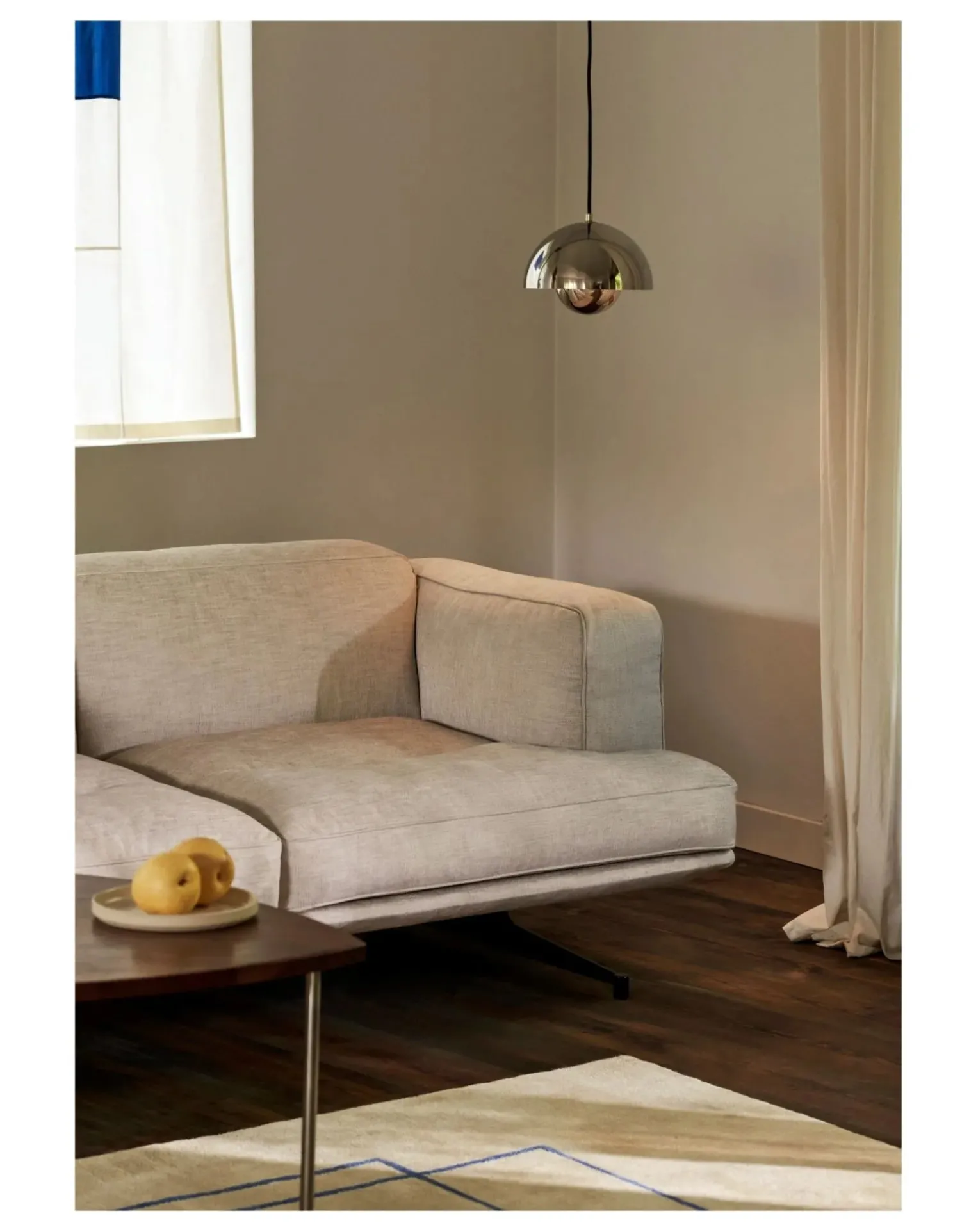 Inland AV22 2-Seater Sofa, Black Base