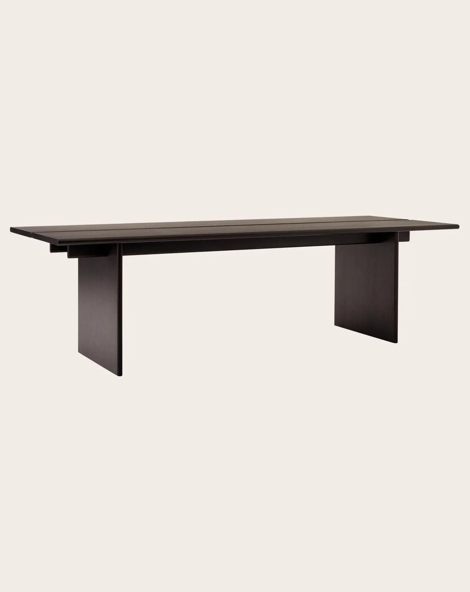 Ita OS2 dining table