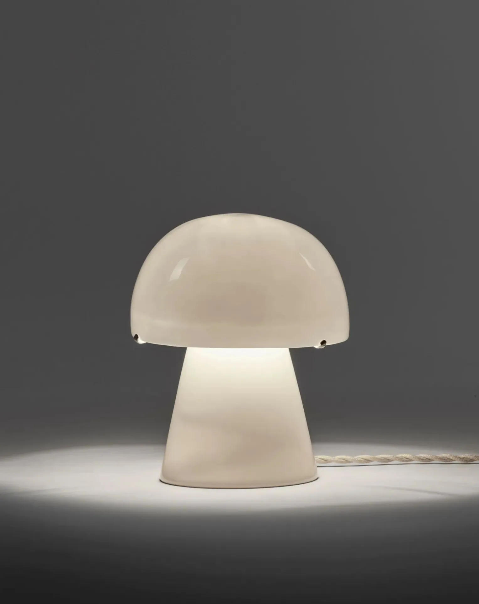 Joe N°1 porcelain table lamp, Anita Le Grelle