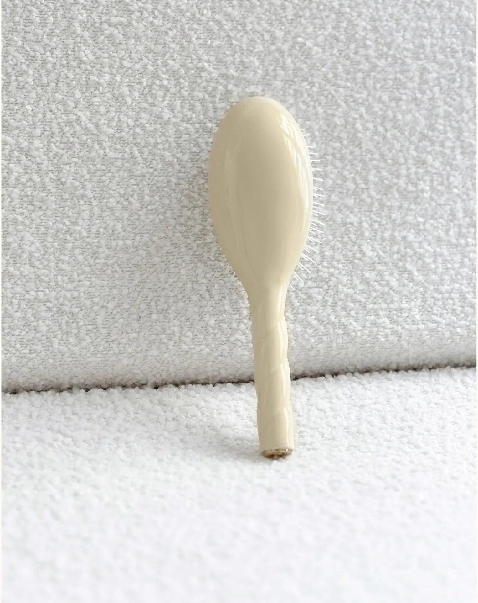 La Petite Brosse L'intense N°07 - Detangling & Stimulating