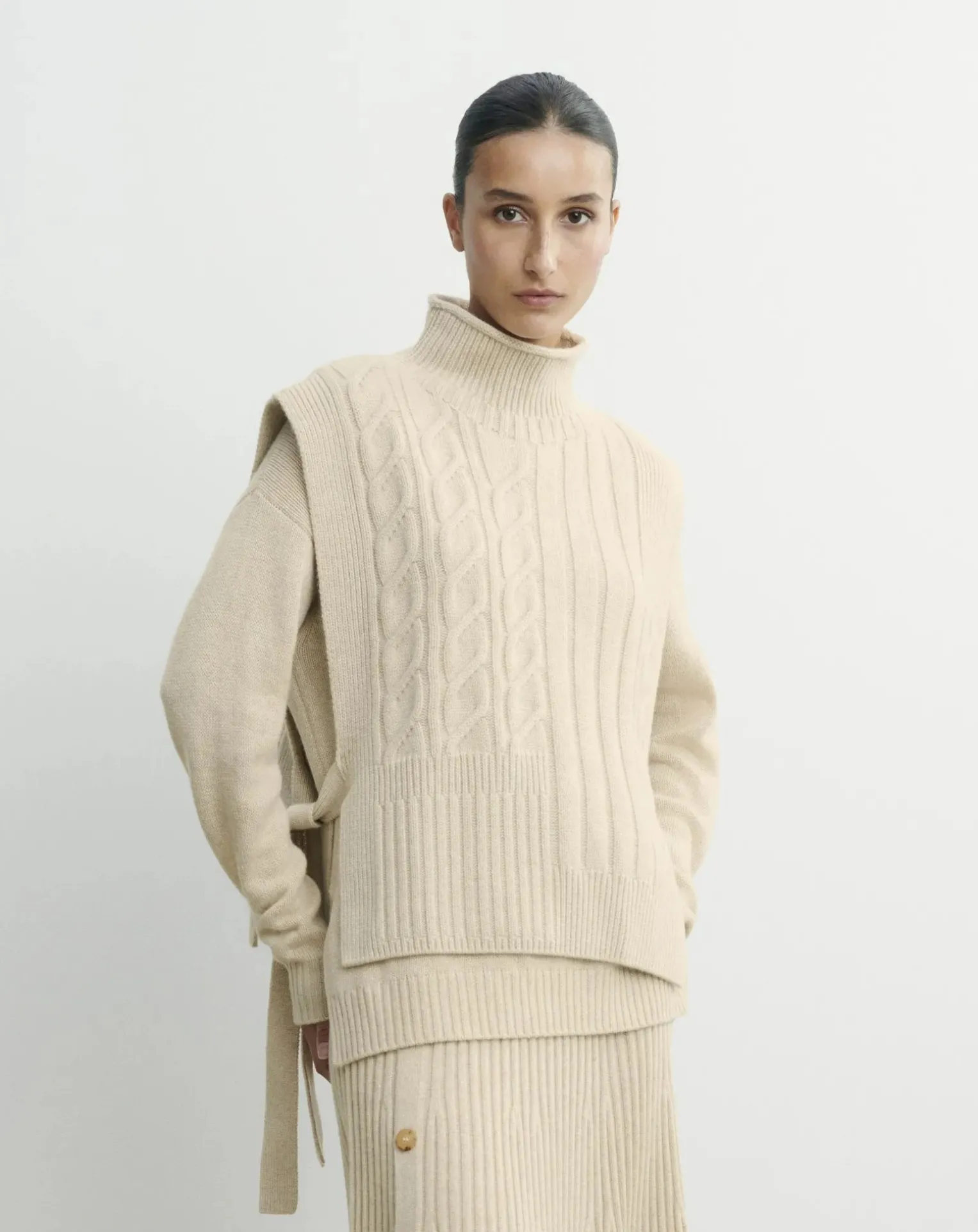 Long Belted Plastron Twists and Ribs Cashmere