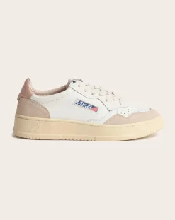 Medalist Low Leather/Suede Sneakers
