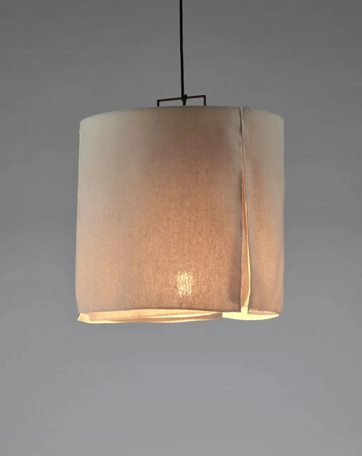 Nomad hanging lamp