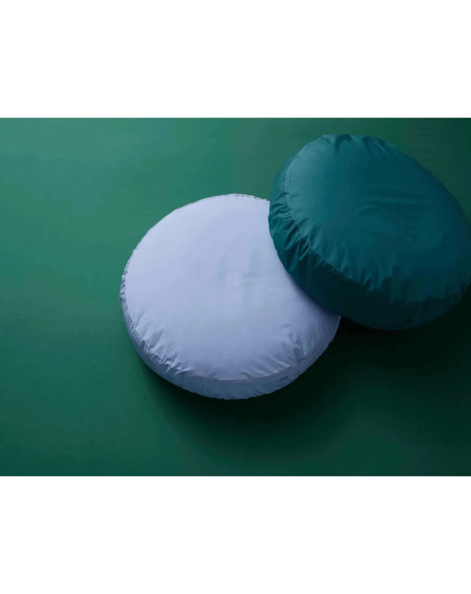 Organic Cotton Percale Round Cushion