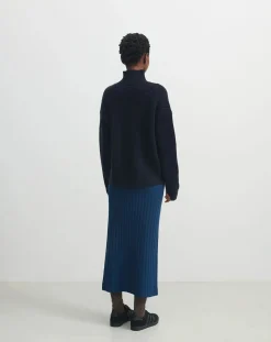 Raw Laine Sweater - Women's Collection