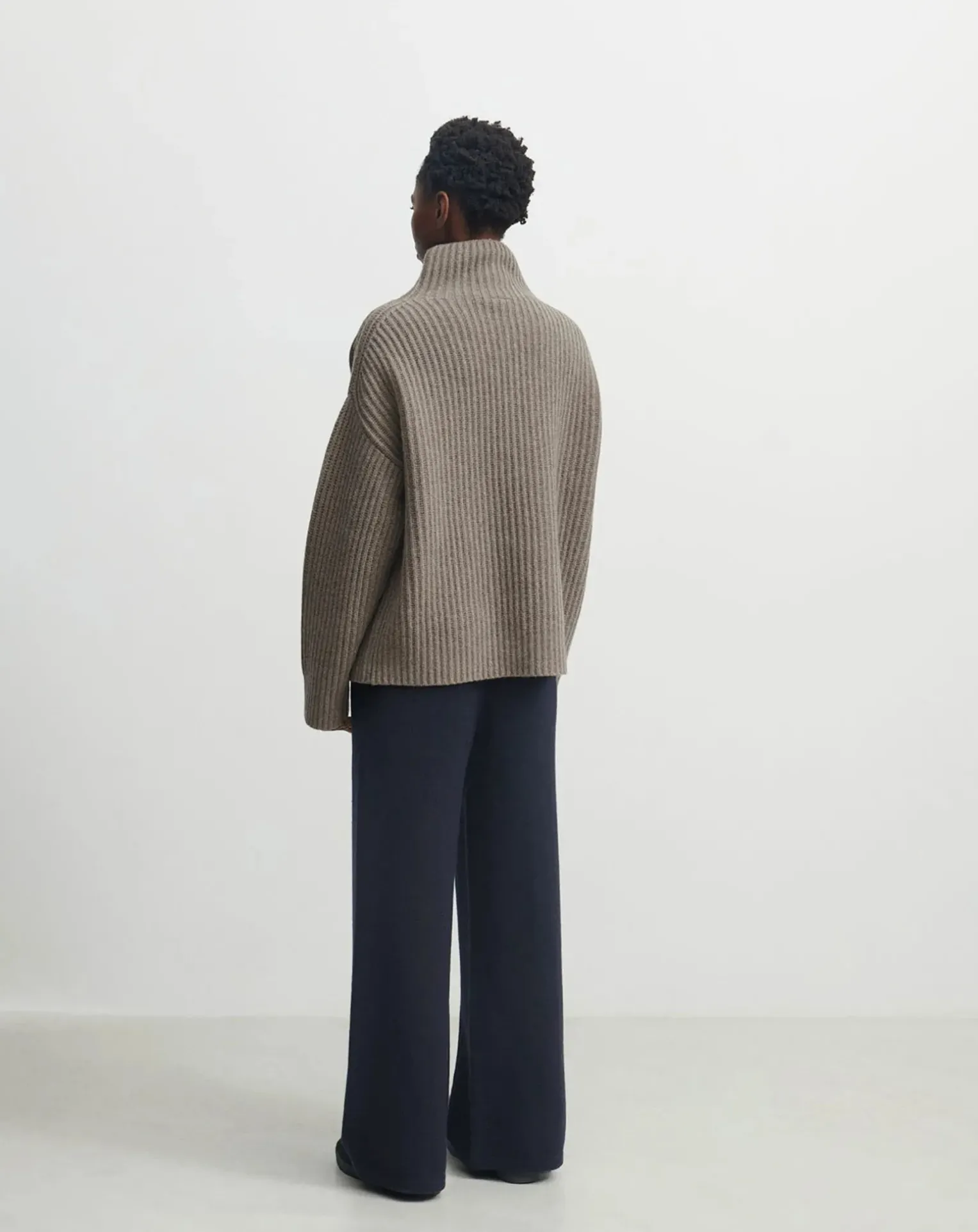 Rib Lamb Wool Sweater - Women's Collection