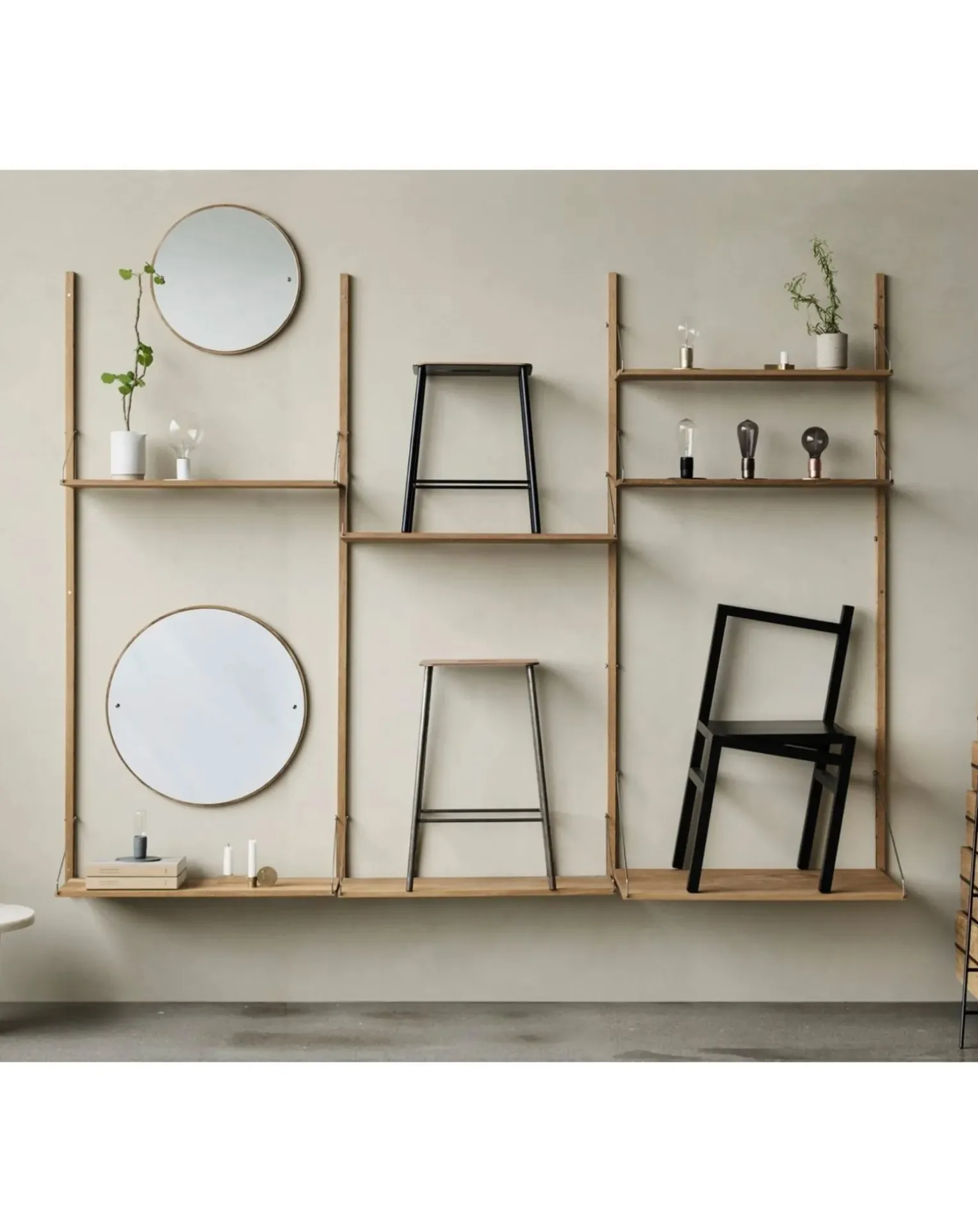 Round CM1 Wooden Mirror