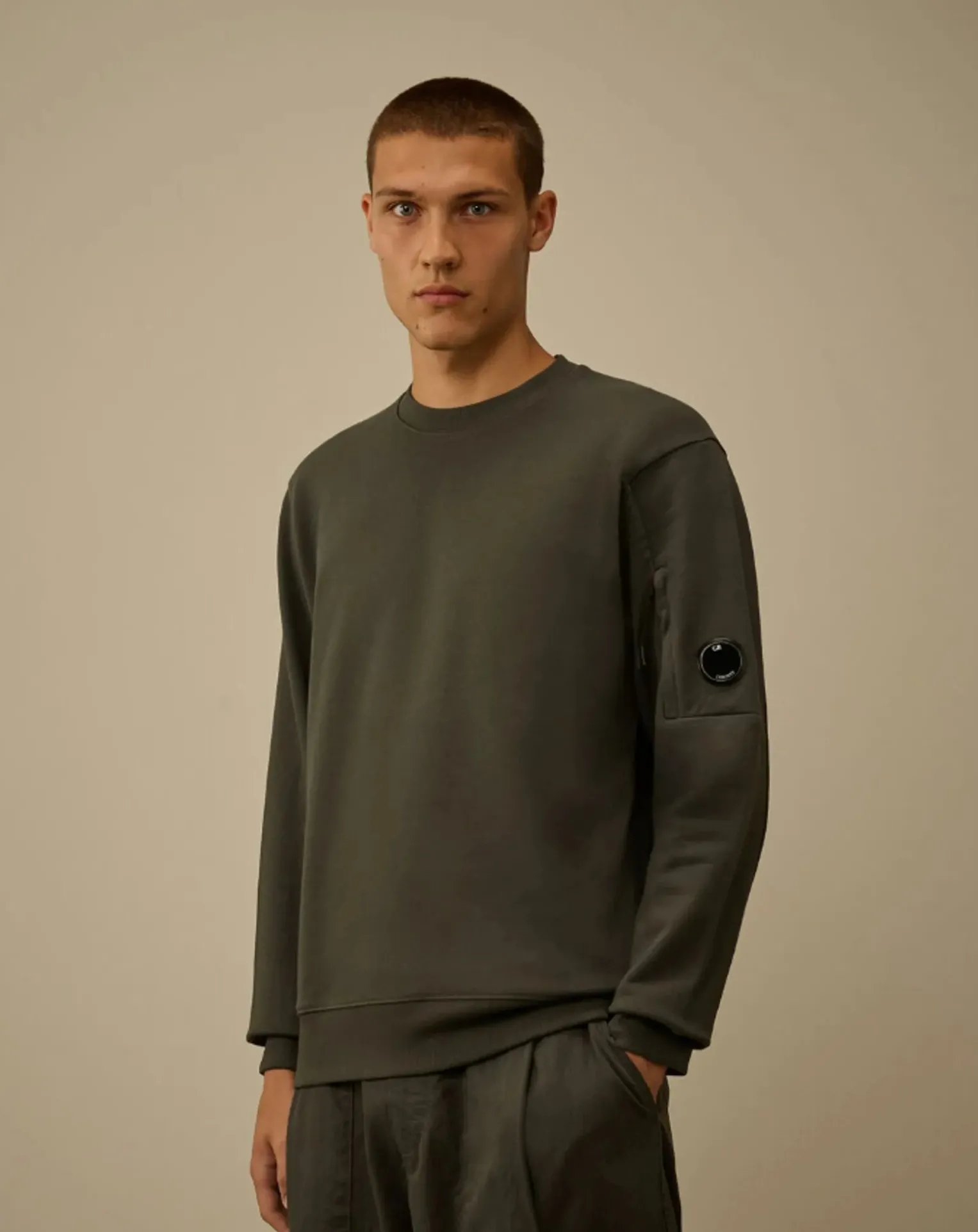 Scratchy Diagonal Molton Round Neck Sweatshirt