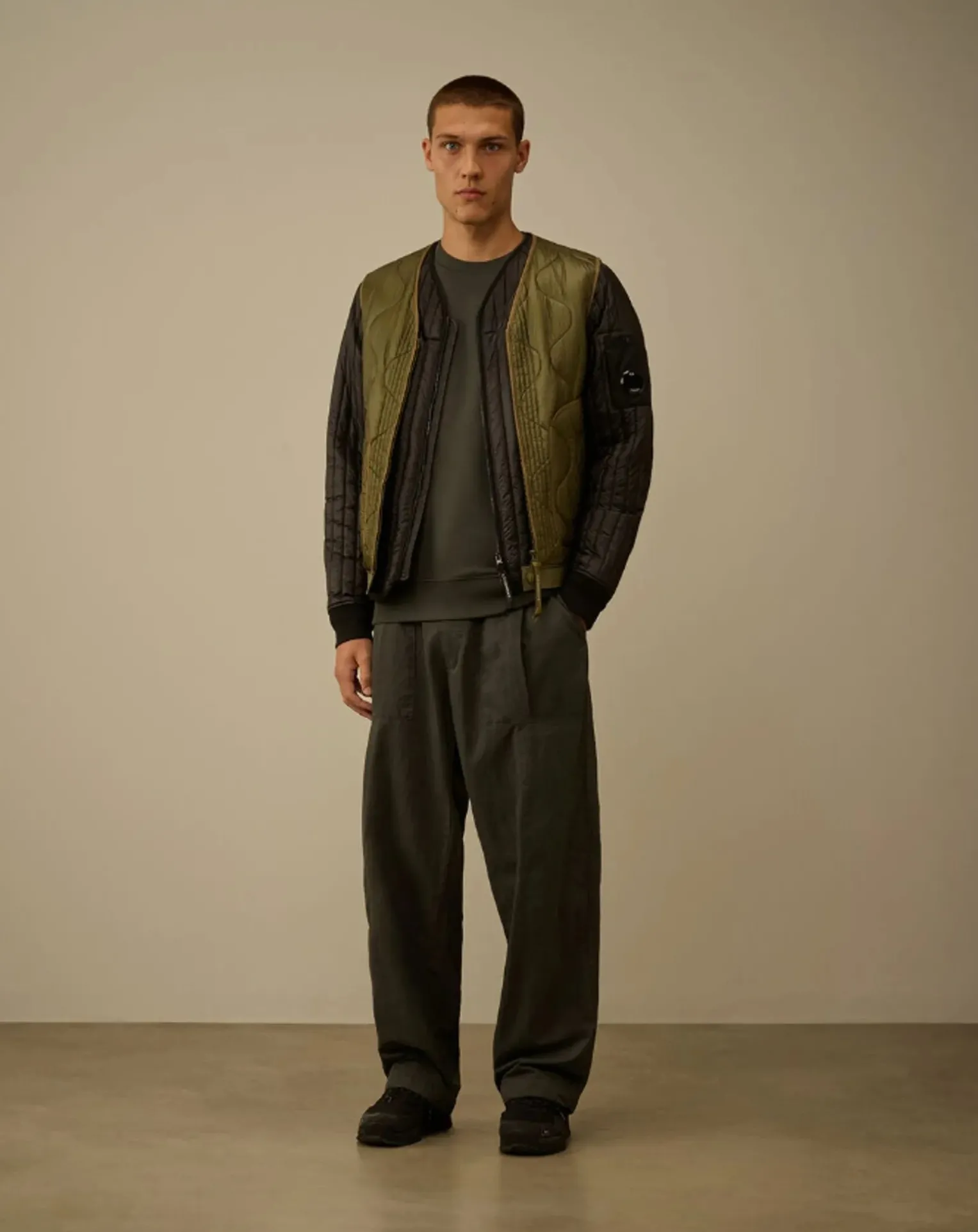 Scratchy Diagonal Molton Round Neck Sweatshirt