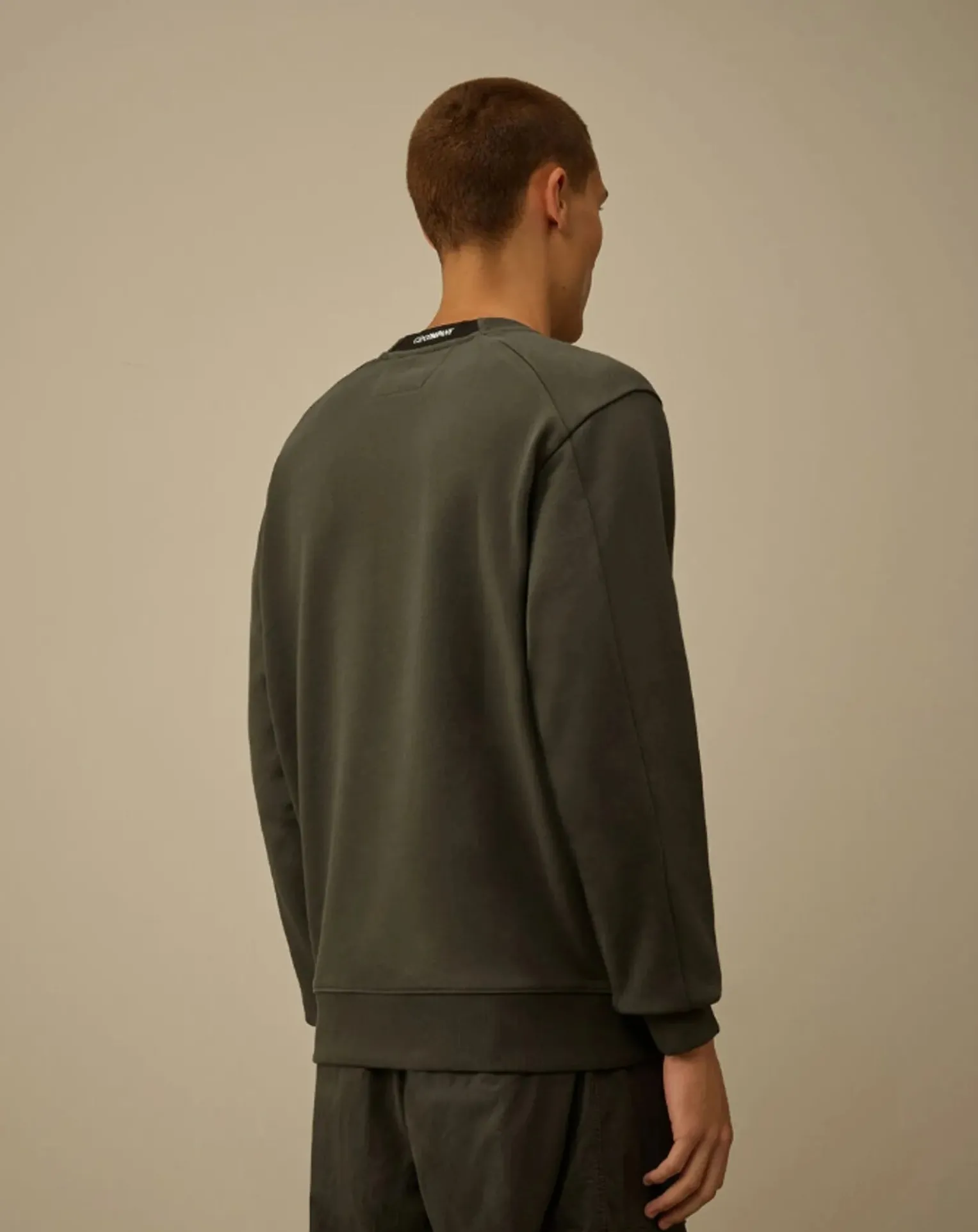 Scratchy Diagonal Molton Round Neck Sweatshirt