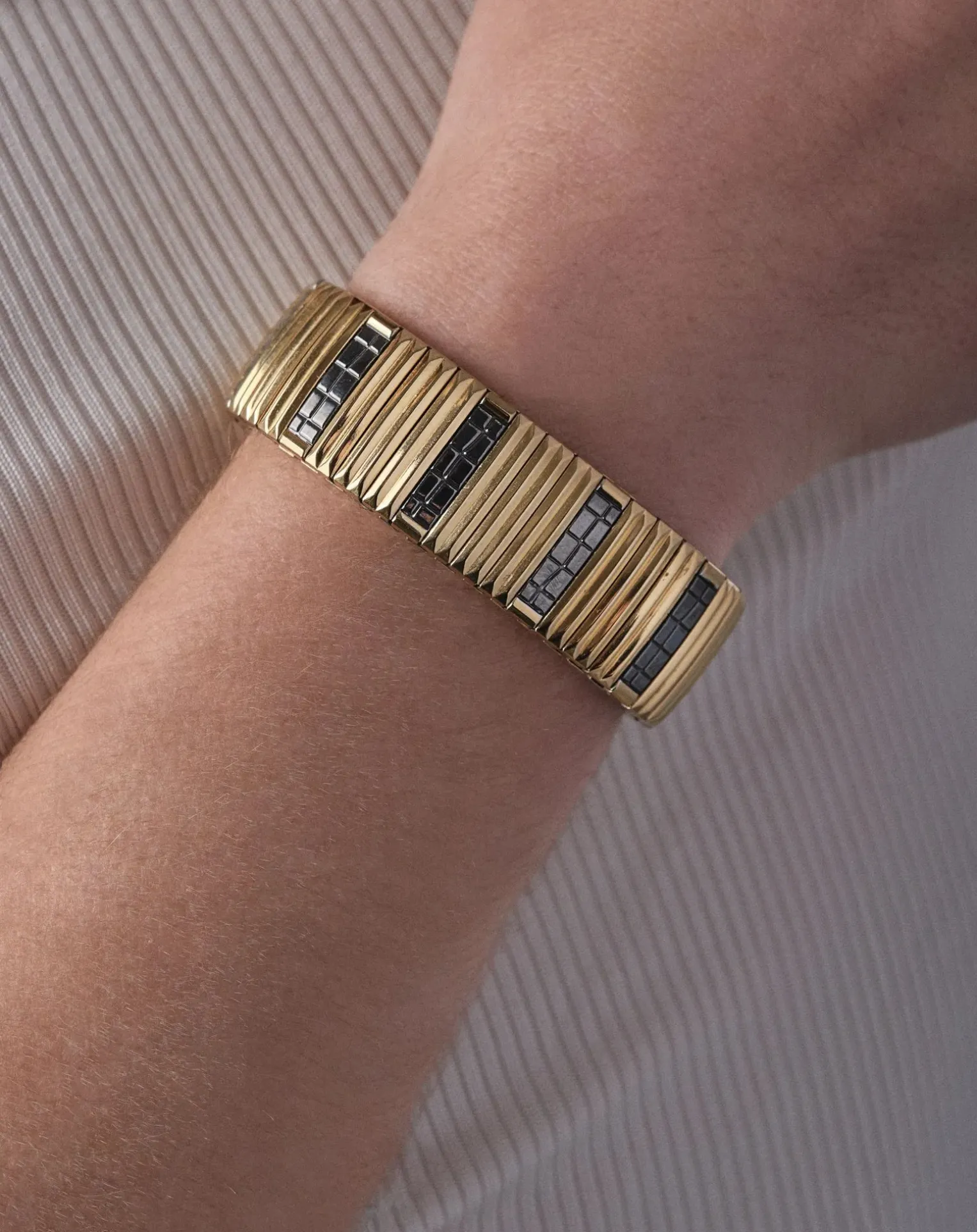 SIG 14B-1 Stripes bracelet