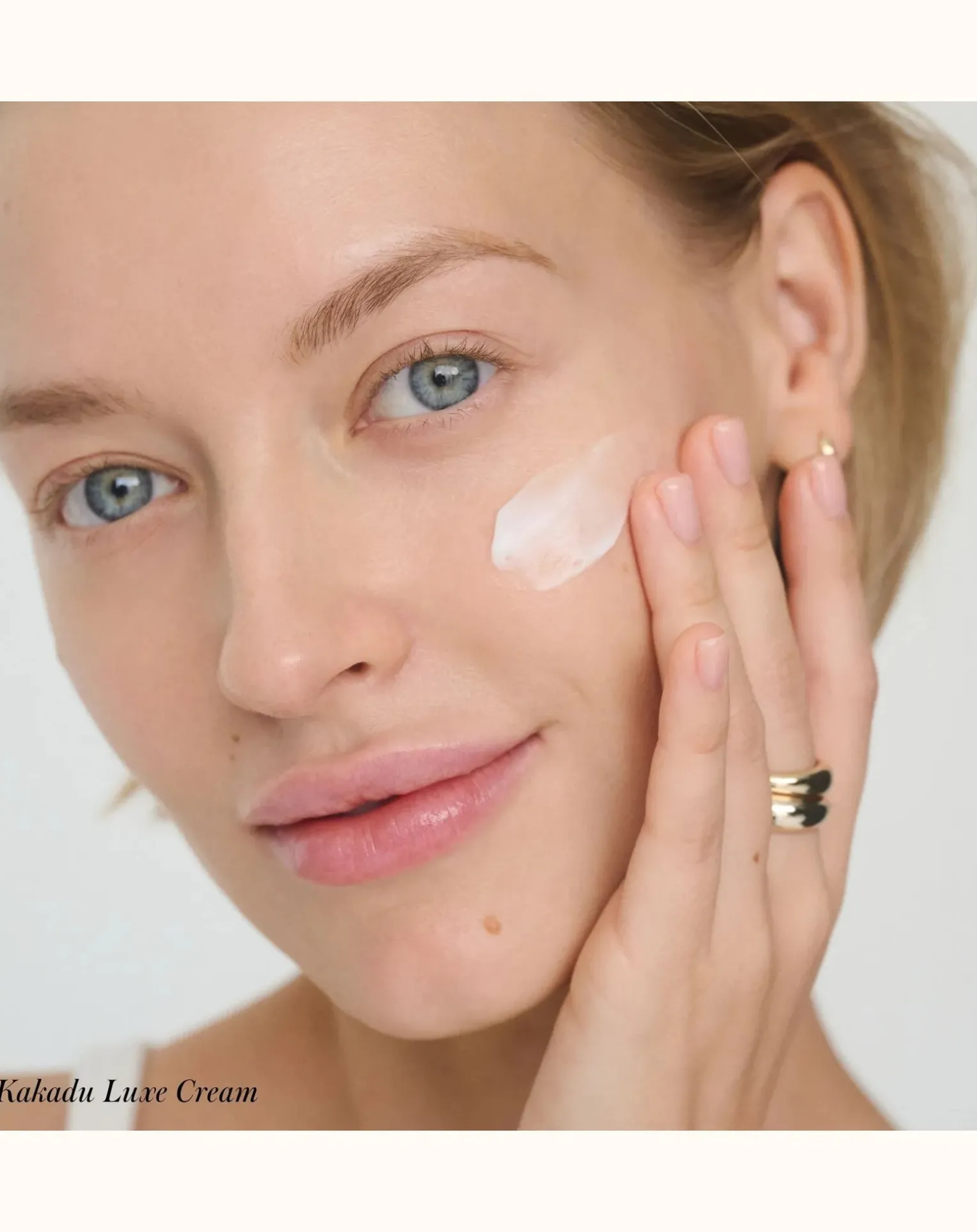 Skincare Secrets Gift Set - Set of 4