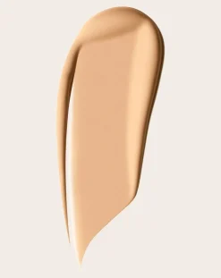 Softlight smoothing foundation