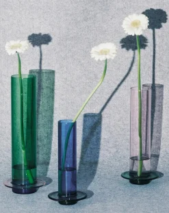 Vase Towers, Jose Levy