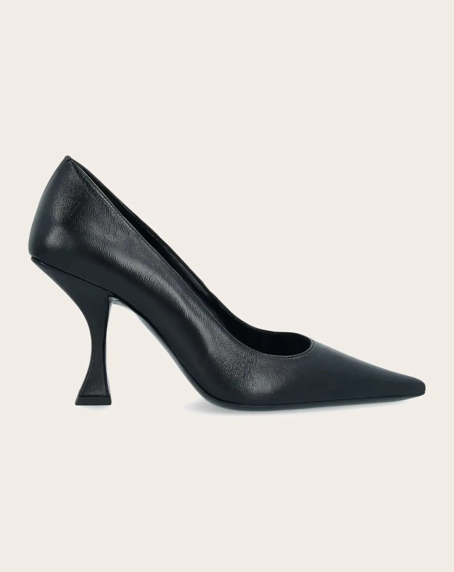 Viva Textured Leather pumps