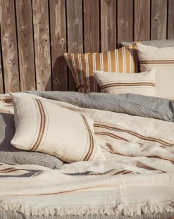 Vourkari cushion cover