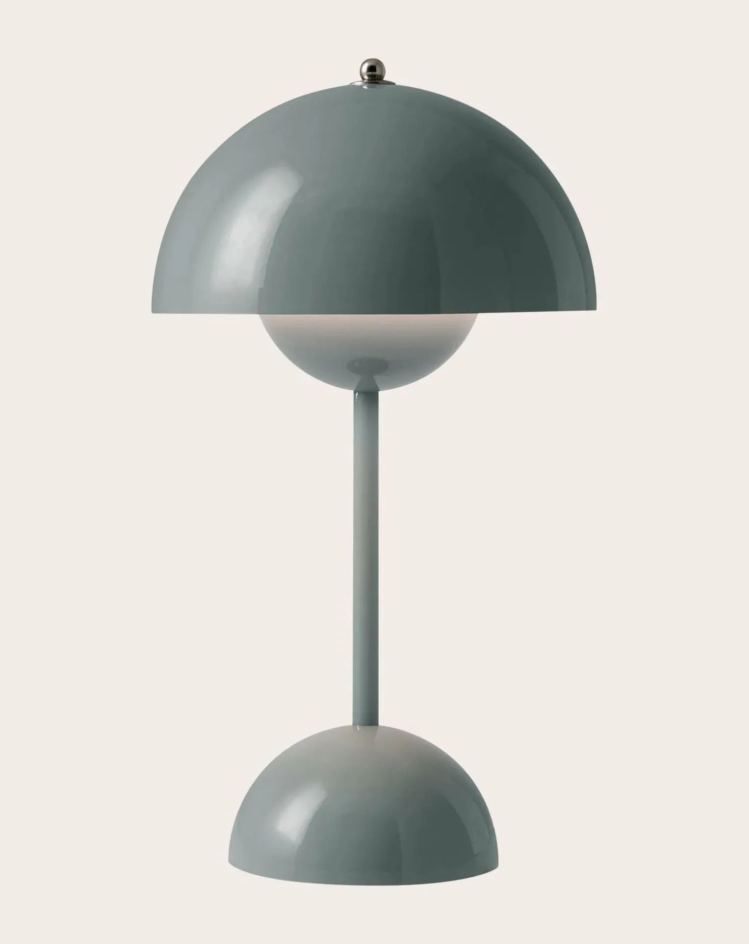 VP9 Flowerpot Portable Table Lamp, Vernon Panton