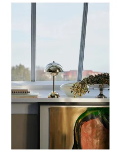 VP9 Flowerpot Portable Table Lamp, Vernon Panton