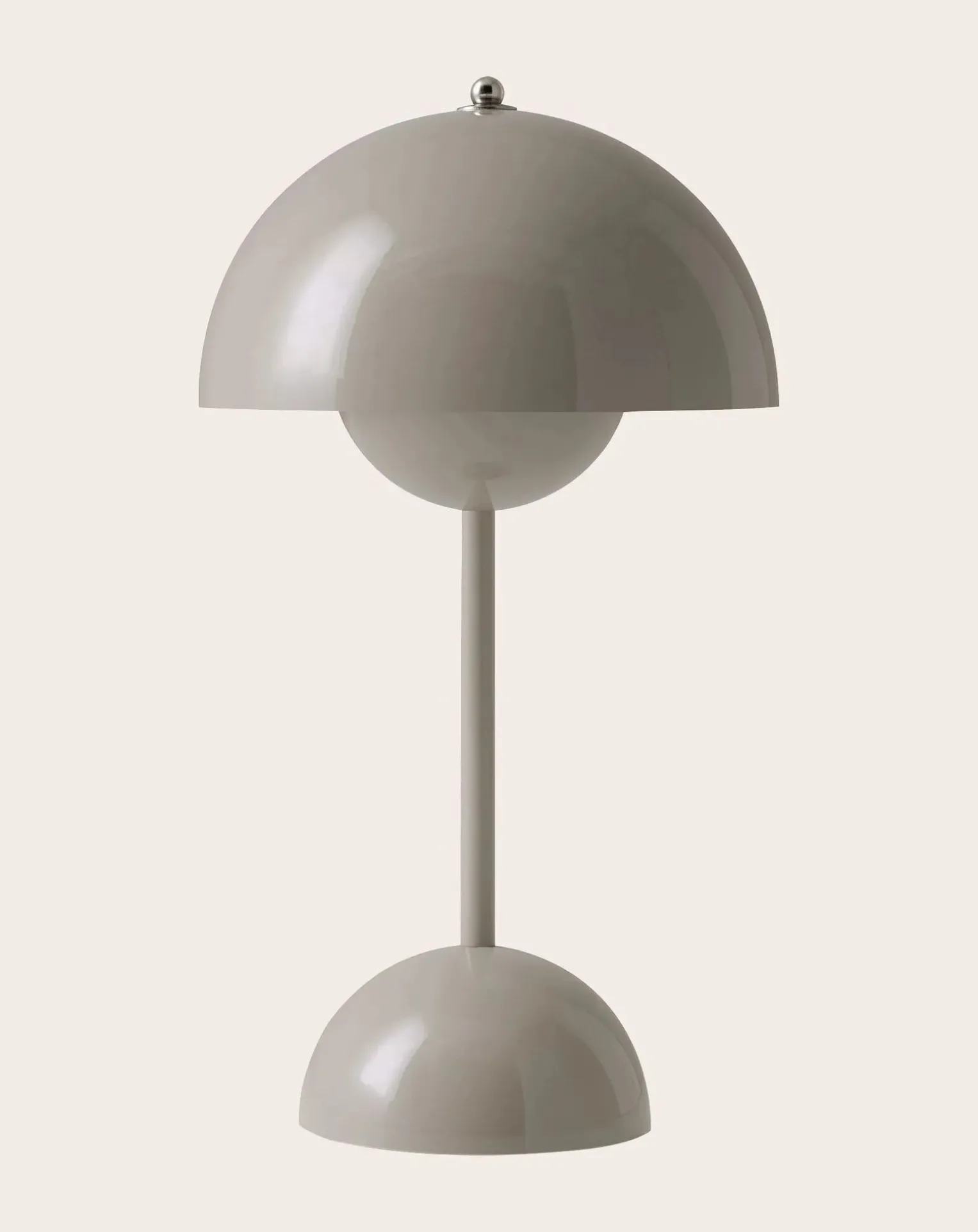 VP9 Flowerpot Portable Table Lamp, Vernon Panton