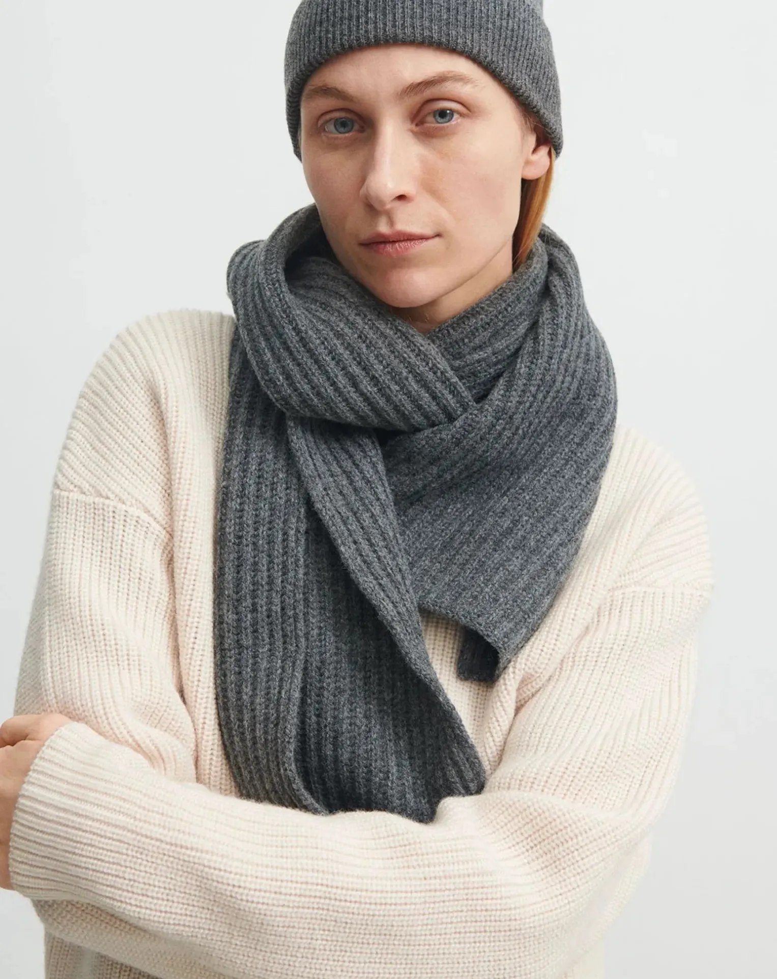 Wool hat - Women's collection